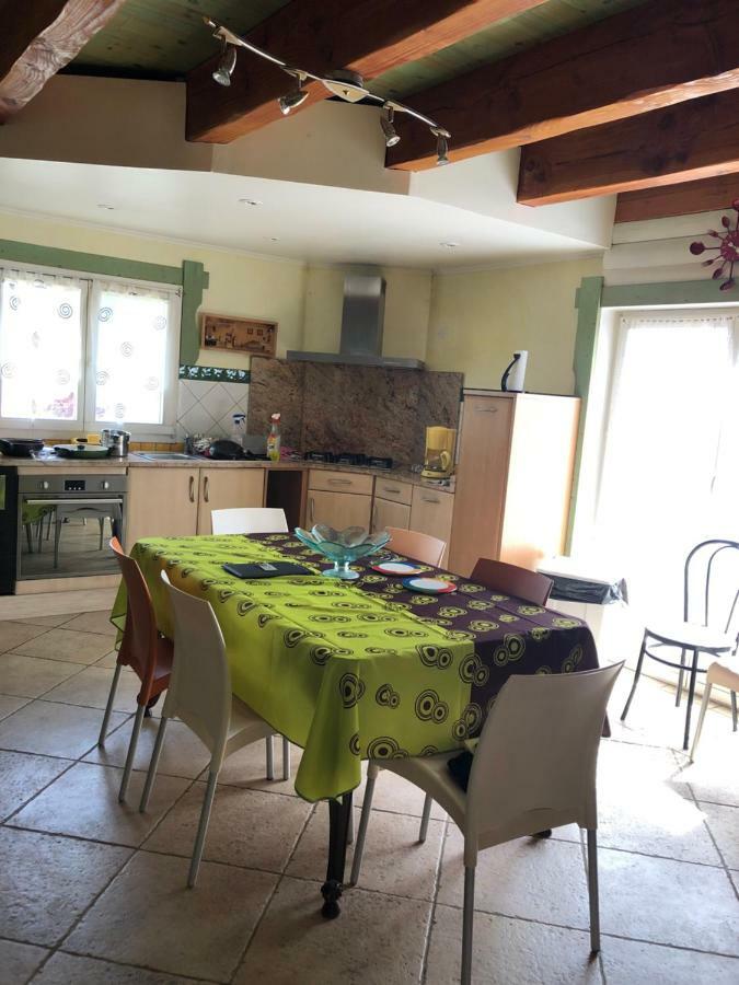 Gite Au Soleil Euzet Exteriör bild